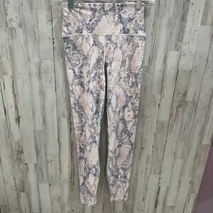 Carbon38 Snake Print Leggings - Gray and Cream